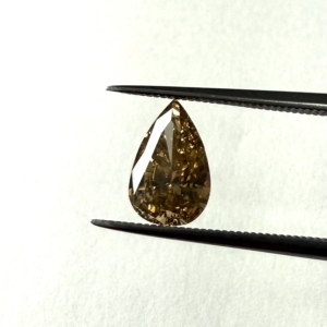 Full Cut Champagne Pear 1.06ct