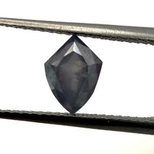Salt and Pepper Natural Black Shield 0.95ct