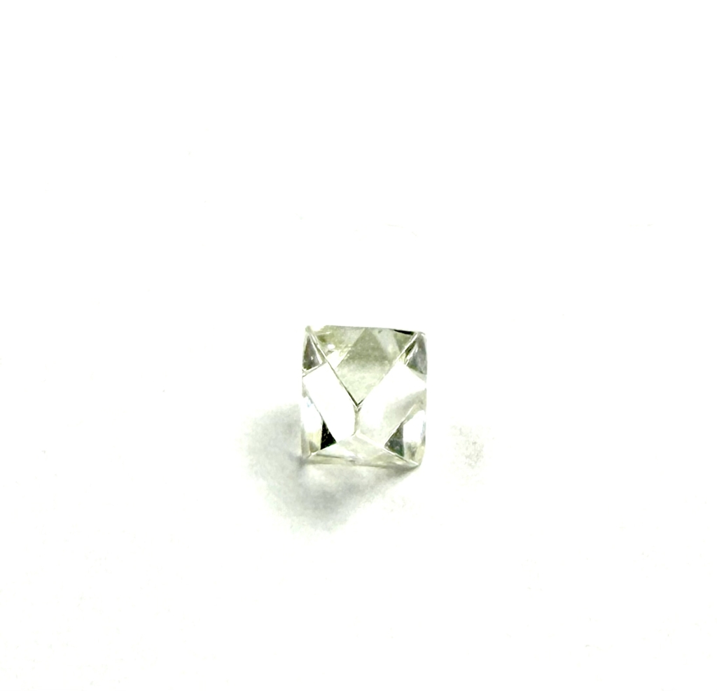 Octahedron White VS+ Rough 0.64ct – Rough Diamond World