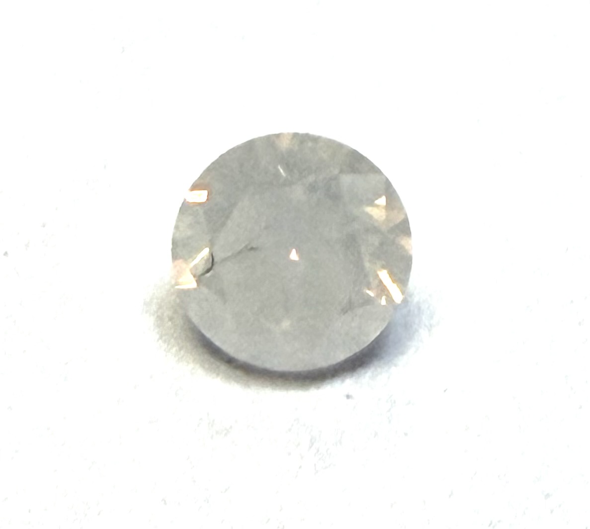 Round Brilliant Cut Milky White Diamond 0.40ct - Image 2