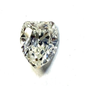 Bullet Brilliant Cut White H/SI Color 0.64ct