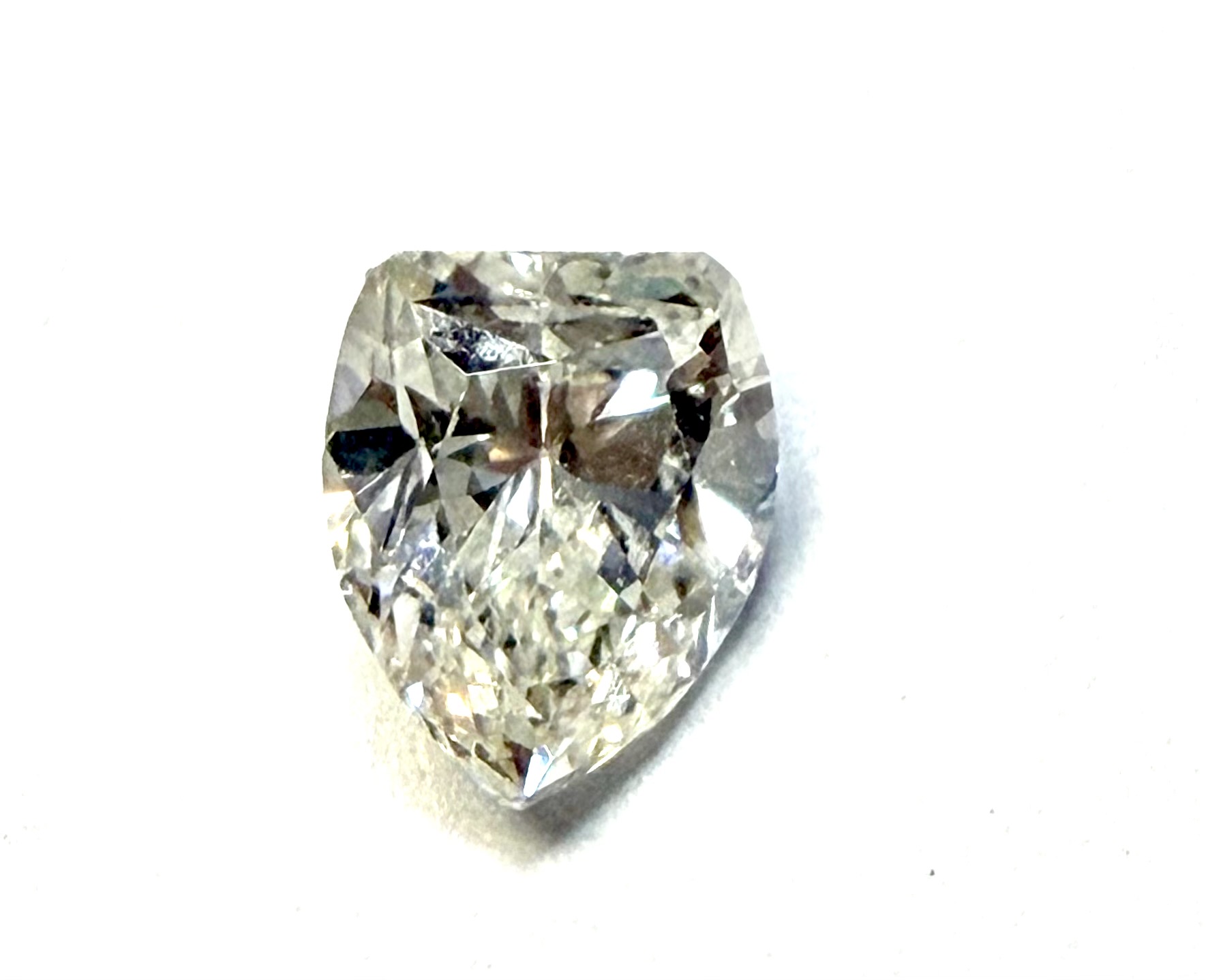 Bullet Brilliant Cut White H/SI Color 0.64ct - Image 2
